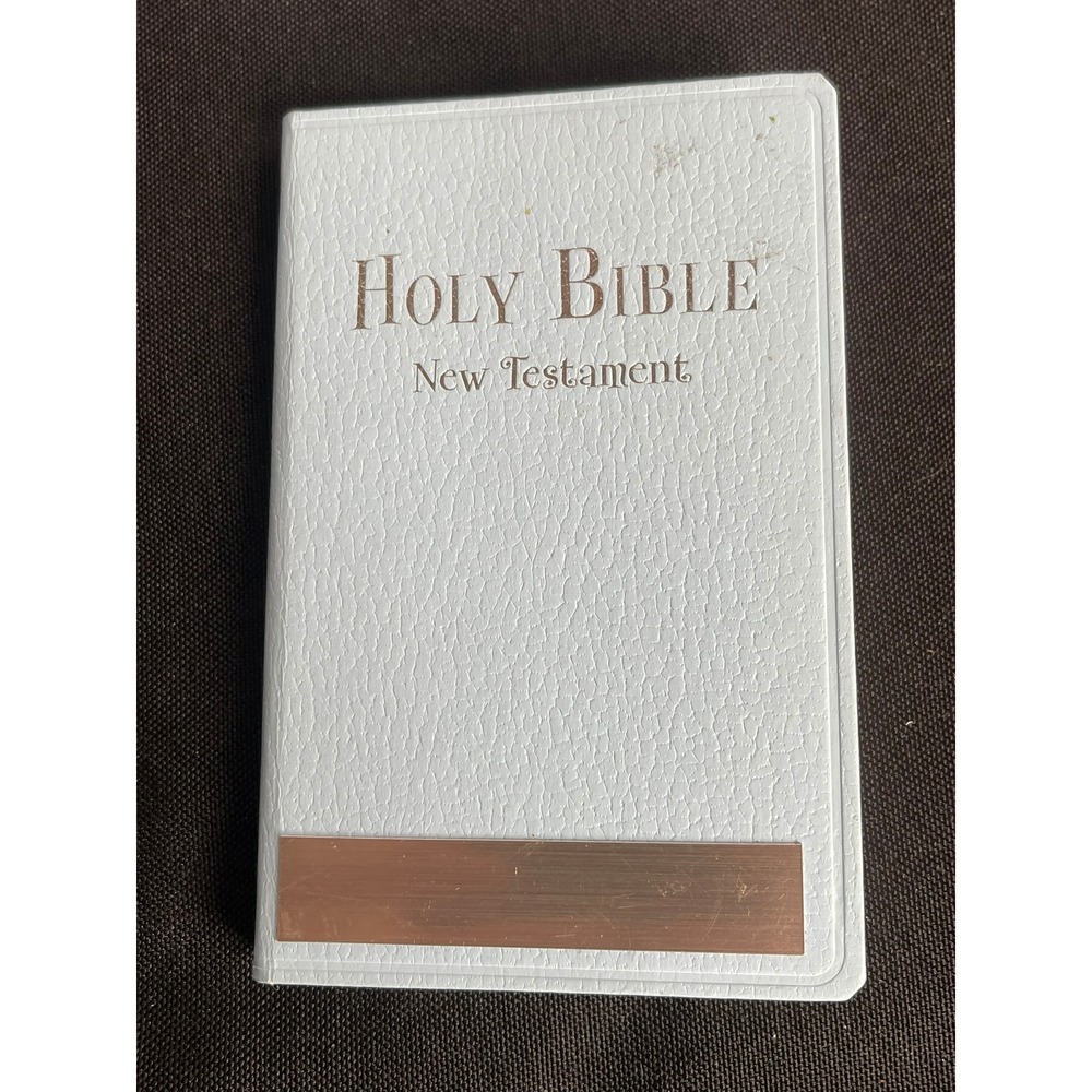 Zondervan NIV Shirt Pocket New Testament Bible White Faux Leather 2011 Compact
